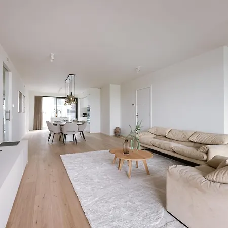 Huswell - New Overlooking The Yacht Harbor With Parking Апартаменти *