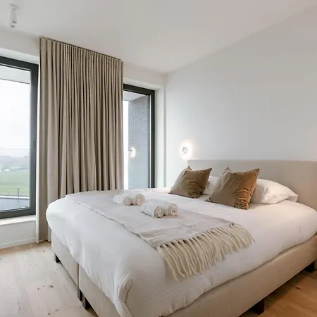 Huswell - New Overlooking The Yacht Harbor With Parking Apartman *
